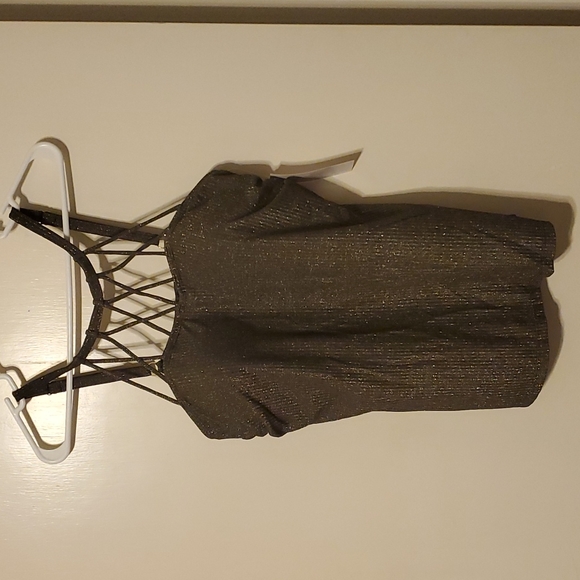 Rib Cage Front Tankini Top-1X - Picture 2 of 3